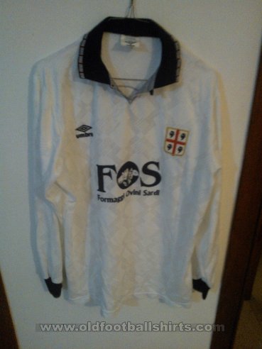 Cagliari Away football shirt 1990 - 1991