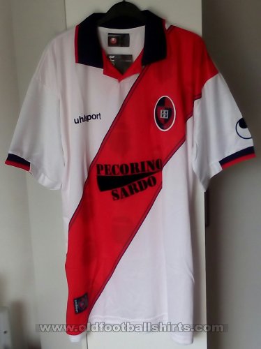 Cagliari Away football shirt 2001 - 2002