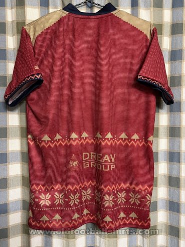 Cagliari Training/Leisure football shirt 2022