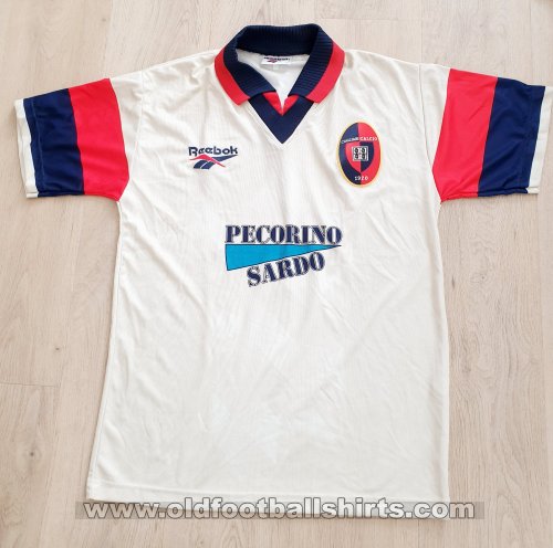 Cagliari Away football shirt 1996 - 1997