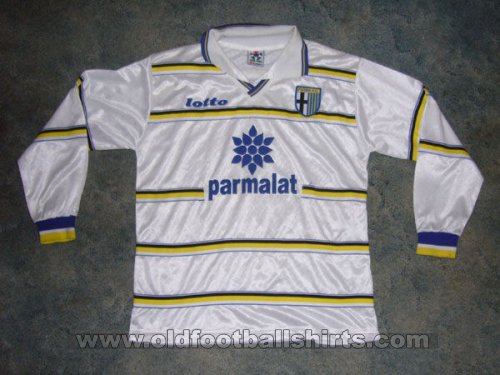 Il Parma lancia la maglia Legends ispirata al 1998/99
