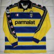 Home football shirt 1999 - 2000
