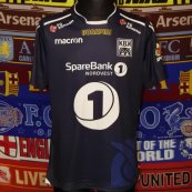 Home football shirt 2018 - 2019