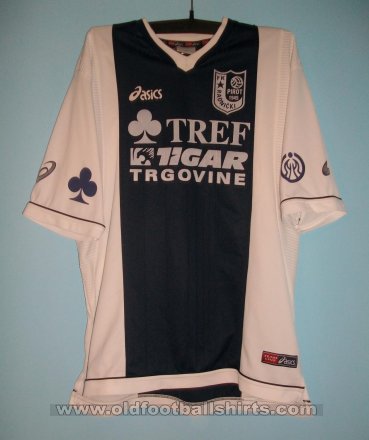 Radnicki Pirot Home football shirt (unknown year)