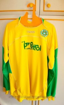 Neftochimic Burgas 1986 Third football shirt 2003 - 2004