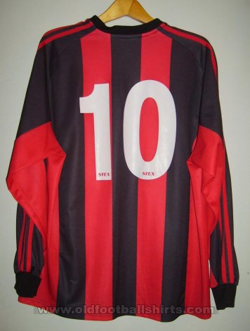 Lokomotiv Nizhny Novgorod Home football shirt 2003 - 2004