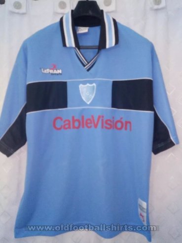 Defensores Unidos de Zárate Home football shirt 2001 - 2002