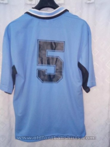 Defensores Unidos de Zárate Home football shirt 2001 - 2002