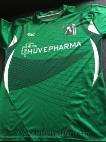 Ludogorets Razgrad Home football shirt 2011 - 2012
