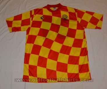 ASD Castel Di Sangro Third football shirt 1990