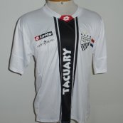 Home fotbollströja 2005