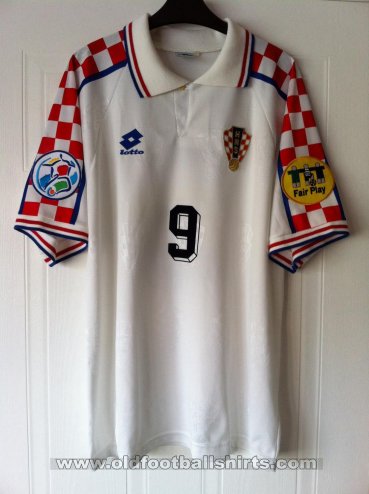 Croatia Away football shirt 1996 - 1998