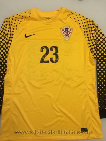 Croatia Goalkeeper football shirt 2010 - 2011