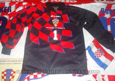 Croatia Goalkeeper football shirt 1998 - 1999