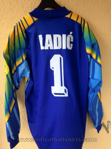 Croatia Goalkeeper football shirt 1996 - 1997
