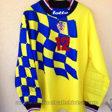 Croatia Goalkeeper football shirt 1998 - 2000