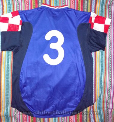 Croatia Away football shirt 2001 - 2002