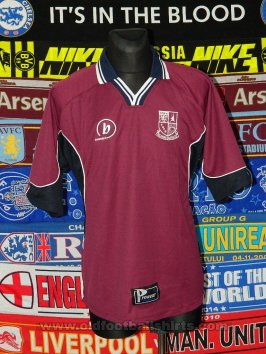 AFC Telford United Home football shirt 2004 - 2005
