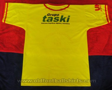 Sociedad Deportiva Aucas Home football shirt 2009