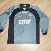 Goalkeeper football shirt 1999 - 2000