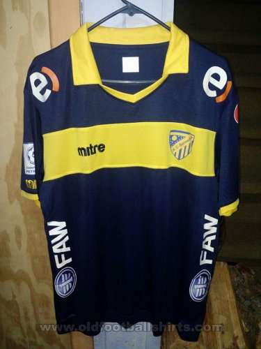Athletic Club Barnechea Home football shirt 2013