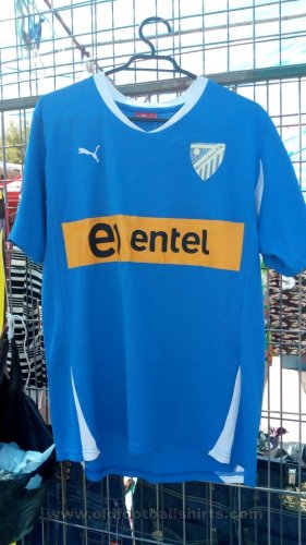 Athletic Club Barnechea Home football shirt 2010 - 2011