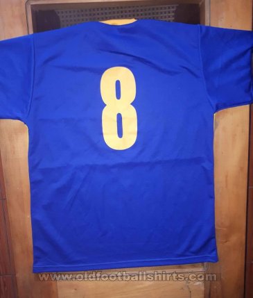 Athletic Club Barnechea Home football shirt 2003 - 2005