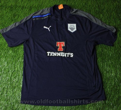 Preston North End Goalkeeper football shirt 2011 - 2012