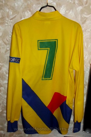 Lokomotiv Moscow Third football shirt 1997