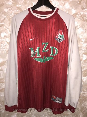 Lokomotiv Moscow Home football shirt 2002