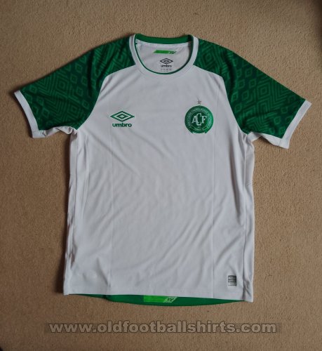 Chapecoense Away football shirt 2021 - 2022