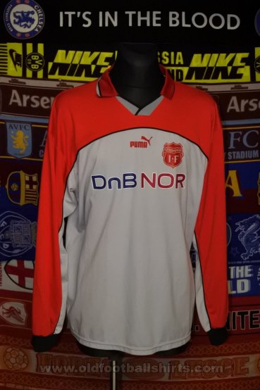 Strommen IF Home football shirt 2001 - 2002