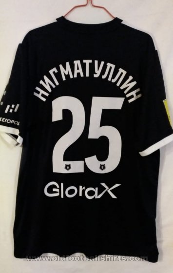 Nizhny Novgorod Goalkeeper football shirt 2021 - 2022