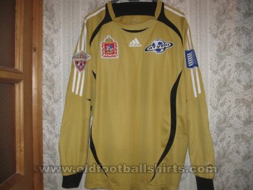 Saturn Moscow Oblast Goalkeeper football shirt 2010 - ?
