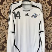 Away football shirt 2006