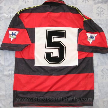 Queens Park Rangers Away football shirt 1992 - 1993