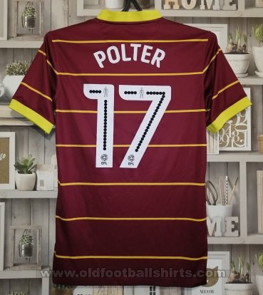 Queens Park Rangers Third football shirt 2016 - 2017