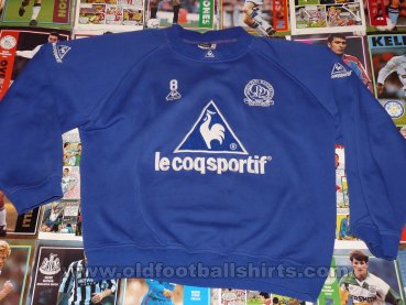 Queens Park Rangers Training/Leisure football shirt (unknown year)
