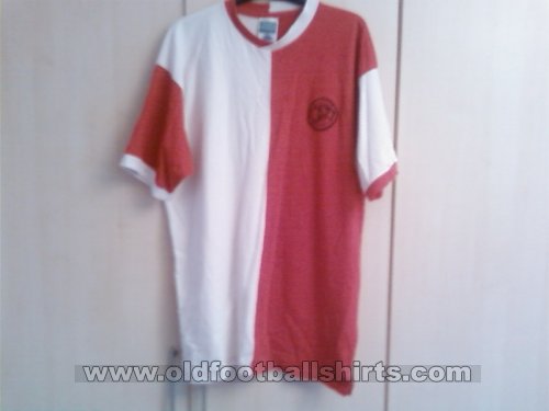 Queens Park Rangers Away football shirt 1975 - 1976