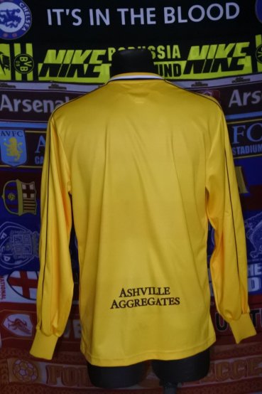 Queens Park Rangers Goalkeeper football shirt 2018 - 2019