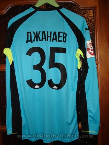 FC Rostov Goalkeeper football shirt 2015 - 2016
