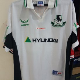 Sembawang Rangers FC Home football shirt 1999 sponsored by Hyundai
