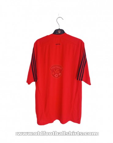 Benfica Training/Leisure football shirt 2010 - 2011