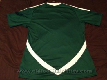 Madagascar Home camisa de futebol 2012