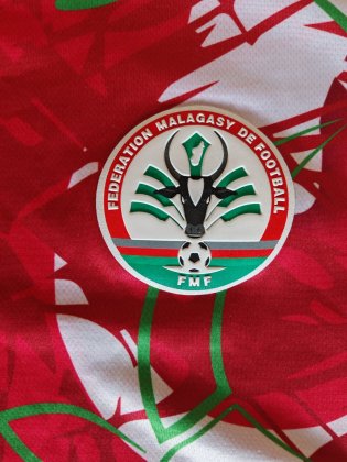Madagascar Weg Fußball-Trikots 2024 - 2025
