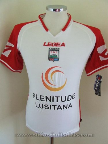 Leiria Home football shirt 2009 - 2010