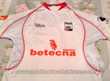 Leiria Home football shirt 2003 - 2004