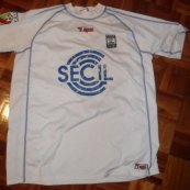 Home football shirt 2001 - 2002