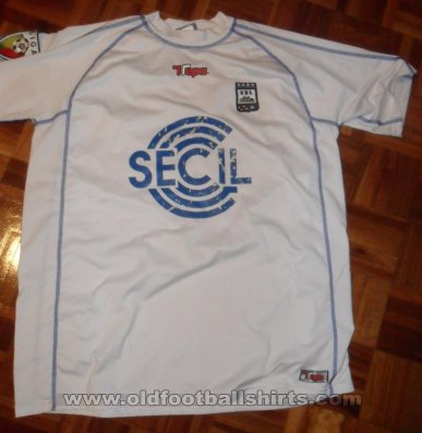 Leiria Home football shirt 2001 - 2002