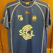 Away football shirt 2001 - 2002